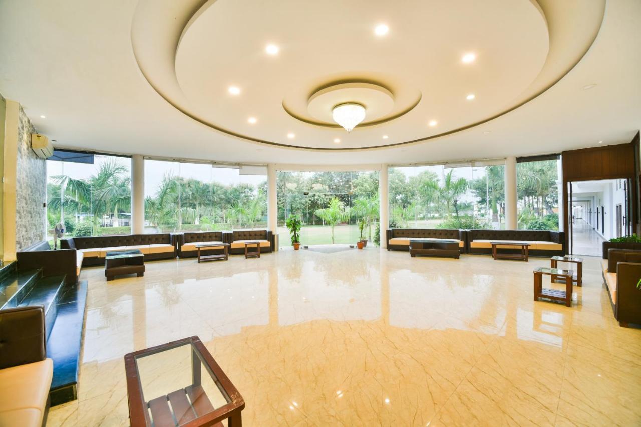 Palette - The Elegance Resort Chittorgarh Luaran gambar